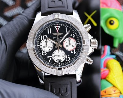 Breitling Avenger Black strap. Chronograph Quartz 43mm -Replica watches