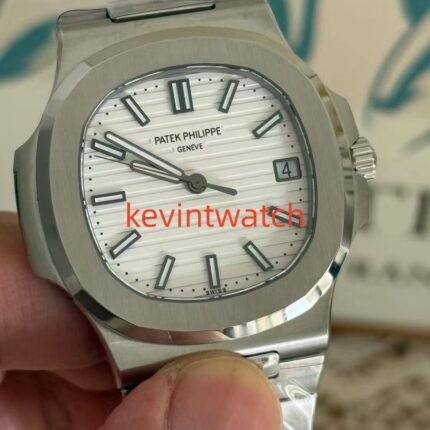 Patek Philippe customize nautilus 5711A snow white dial Cal.330 movement 8.2mm thickness CNC case original replacement dial and hands 121g weight